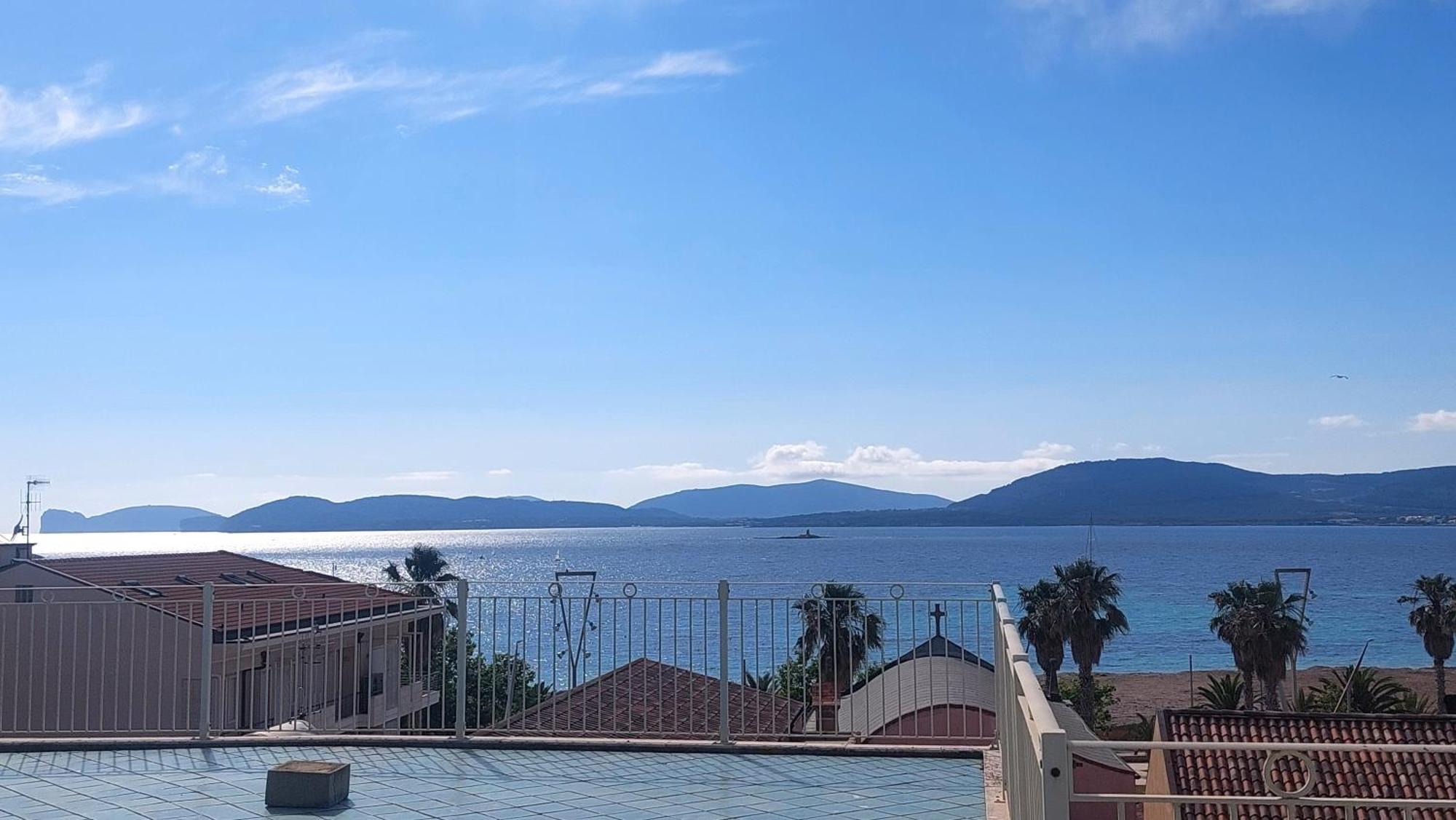 Lovealghero Stanze In Attico Vista Mare Екстер'єр фото