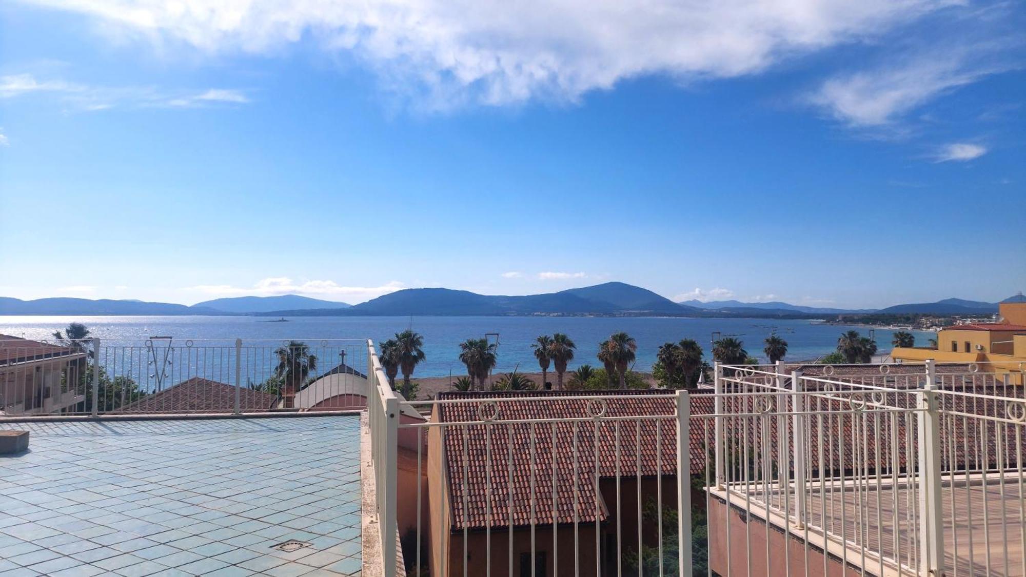 Lovealghero Stanze In Attico Vista Mare Екстер'єр фото