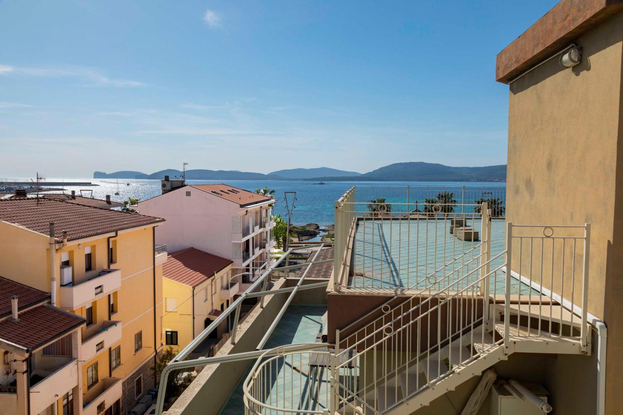 Lovealghero Stanze In Attico Vista Mare Екстер'єр фото